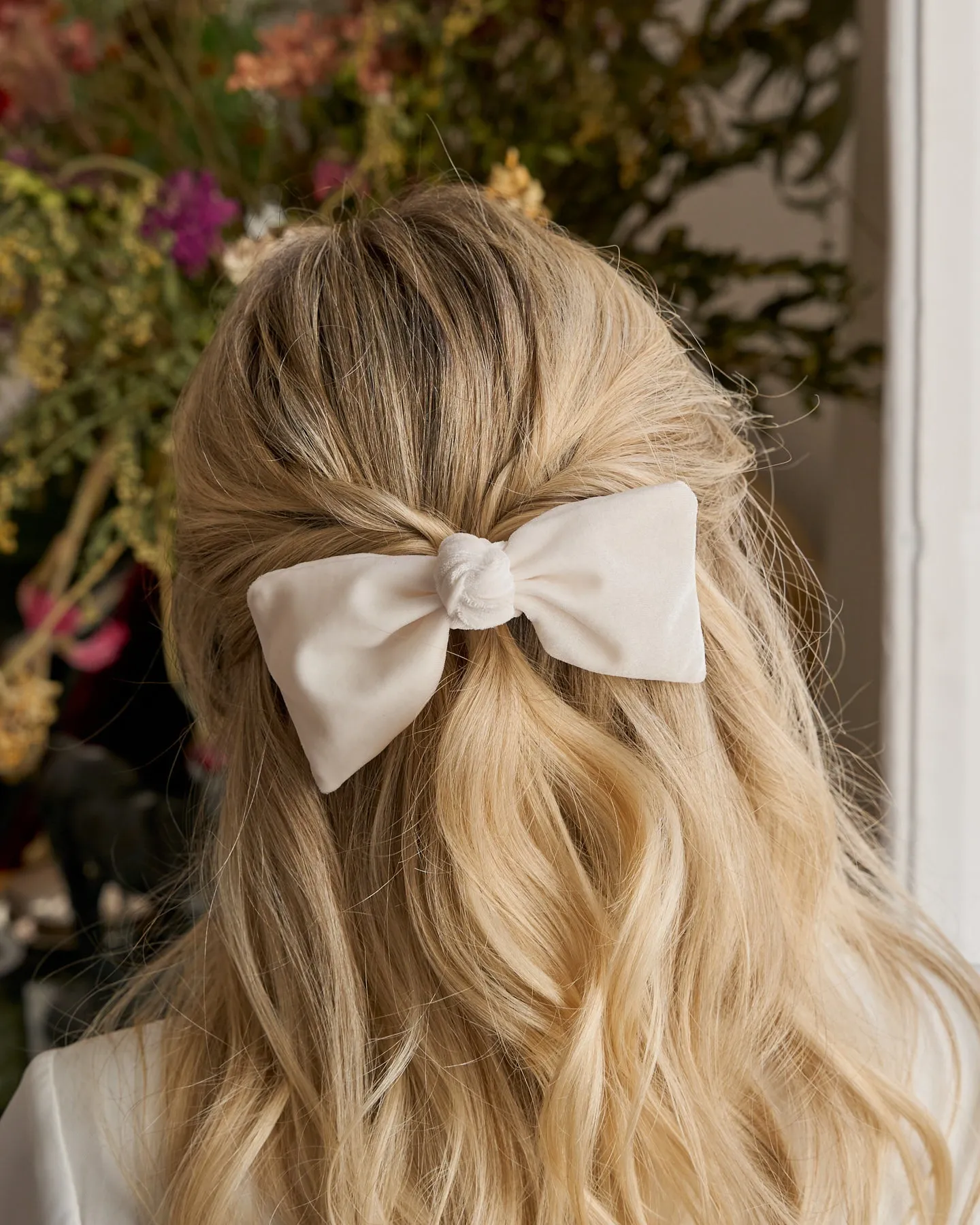 Alicia hair bow