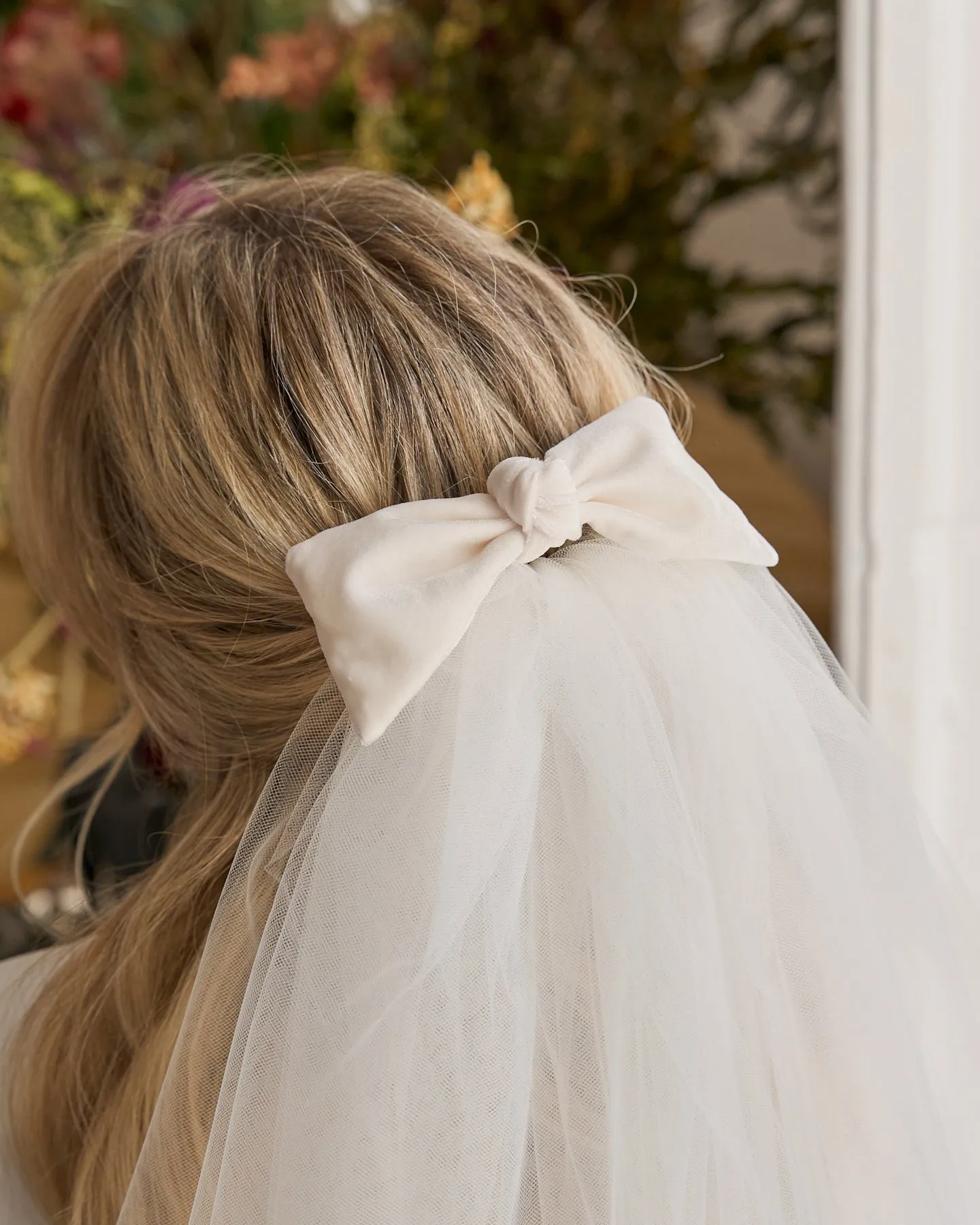 Alicia hair bow