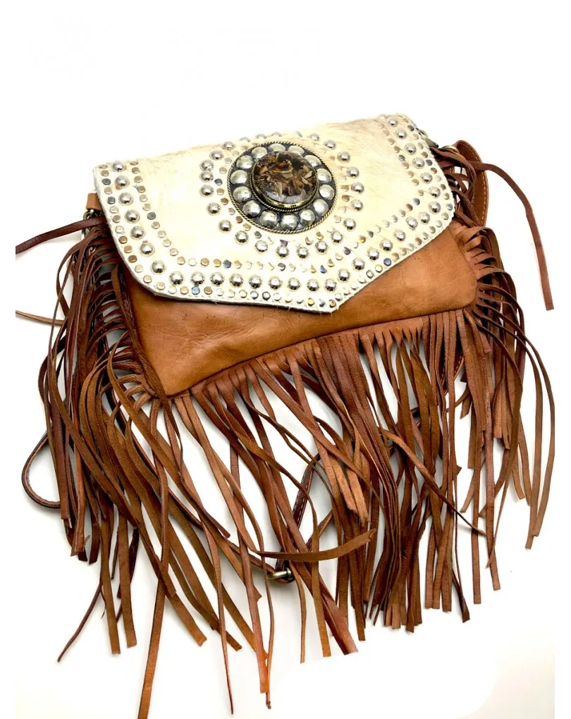 BOLSOS DE PIEL HECHOS A MANO DECORADO CON FLECOS Y TACHUELAS 