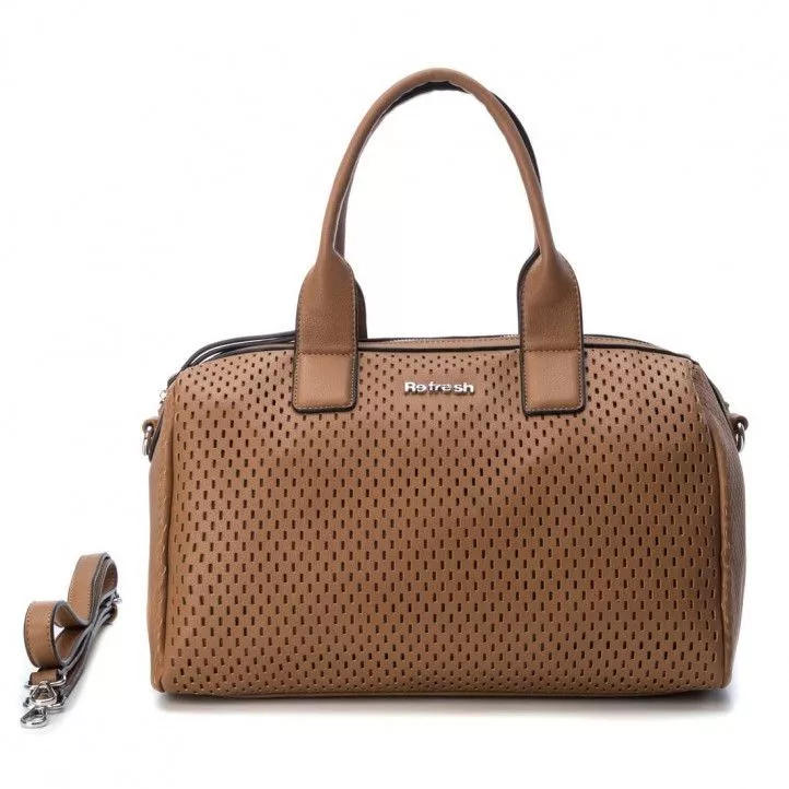 bolsos Refresh marrón con detalles de agujeros y dos asas