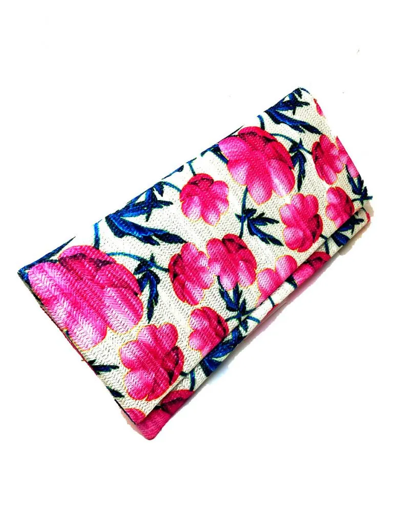 BONITOS BOLSOS Y CARTERAS DE RAFIA CON FLORES FUCSIAS Y AZULES