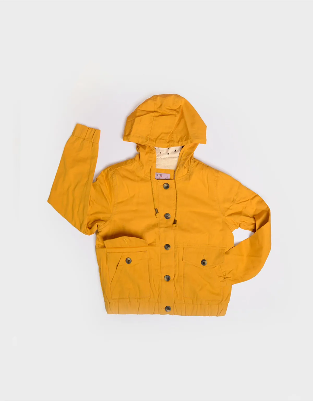 Casaca regular fit amarillo cp