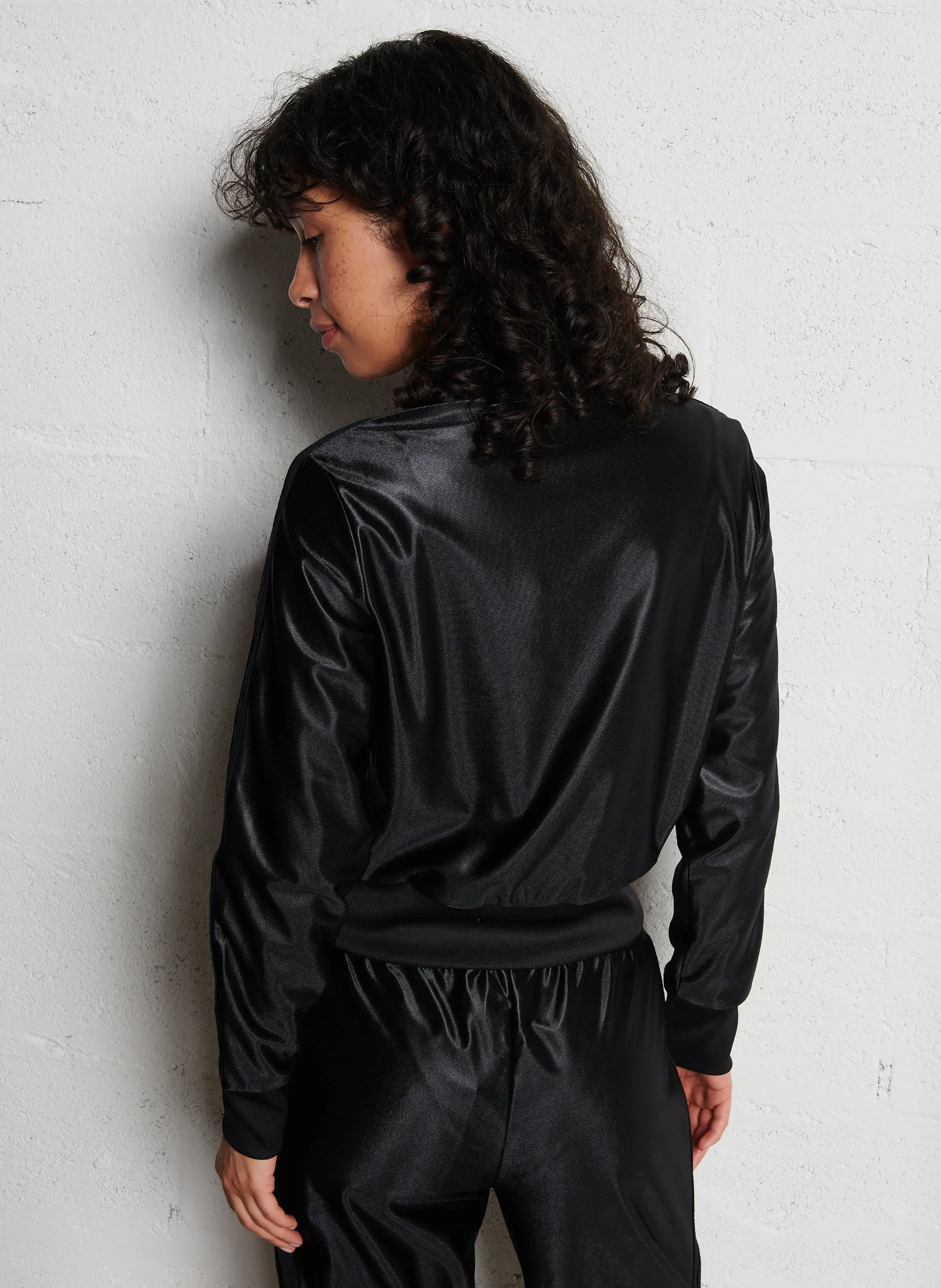 Chaqueta con solapa en negro