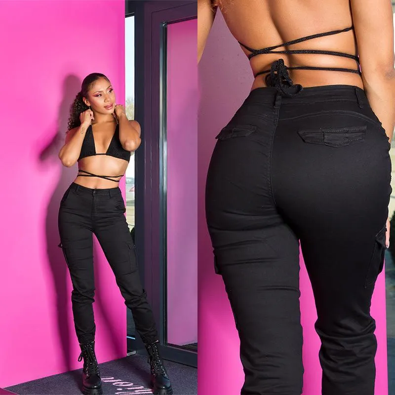 Jeans estilo cargo de cintura alta negro