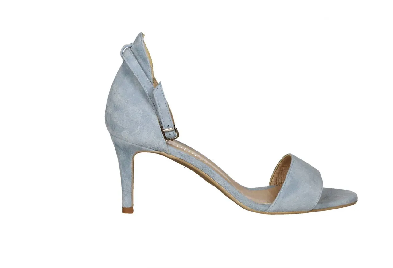 Sandalia Ante Celeste Talon Cerrado Pulsera