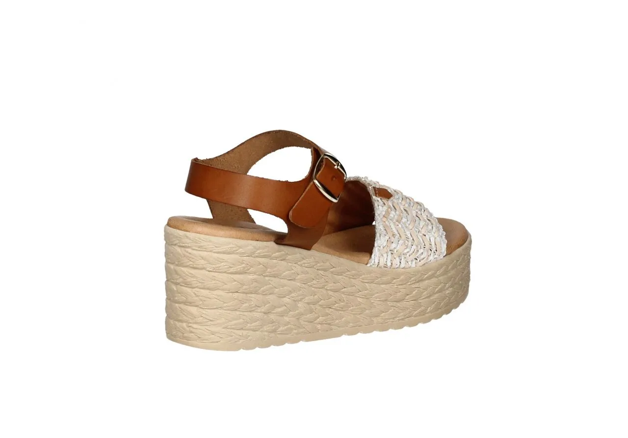 Sandalia Rafia Blanco Pulsera Cuero Plataforma
