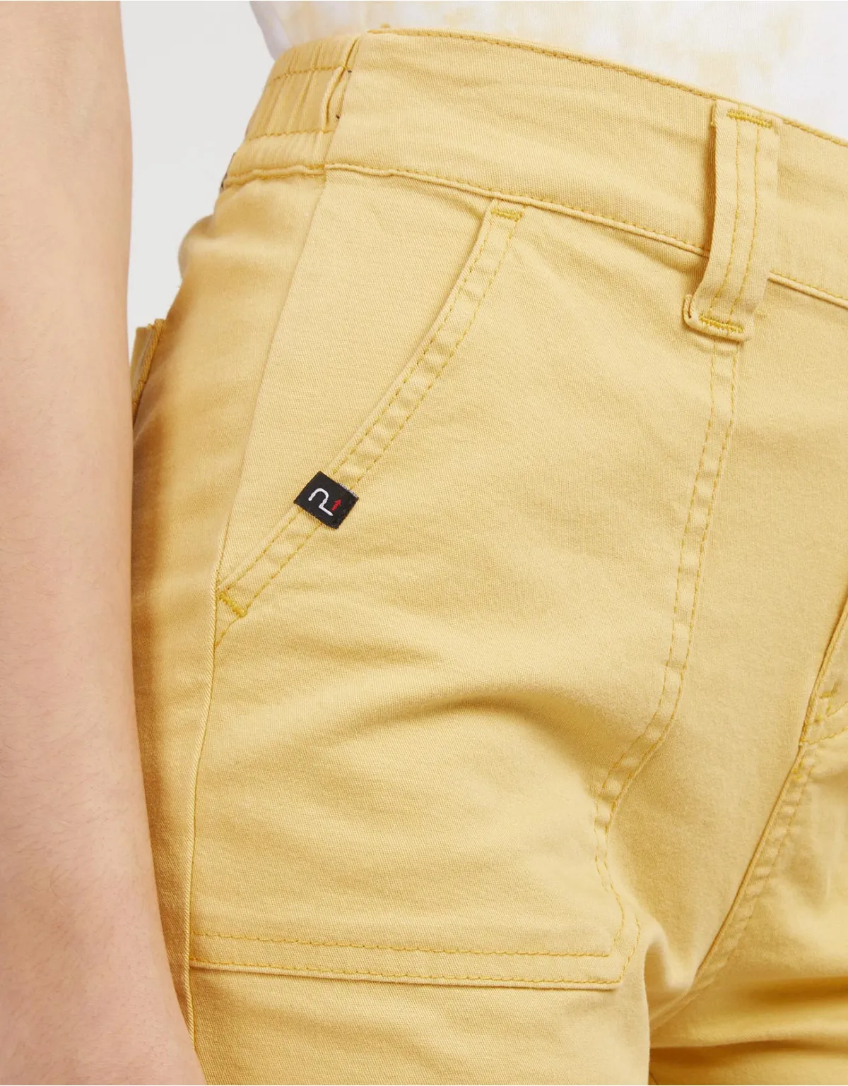 Short drill amarillo tiro alto pd