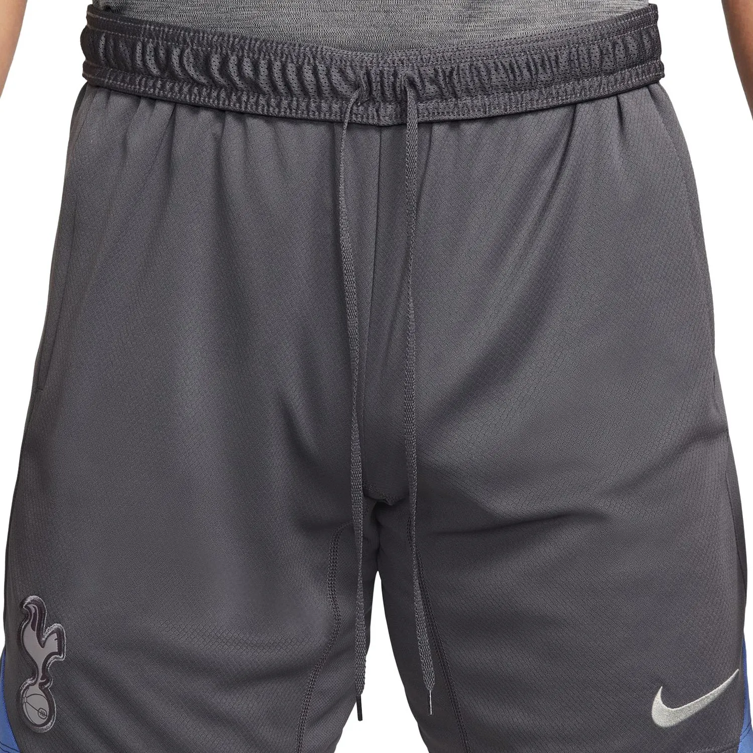 SHORT NIKE TOTTENHAM ENTRENAMIENTO STRIKE DRIFIT