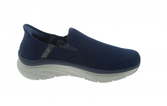 SKECHERS D´LUX WALKER SLIPINS