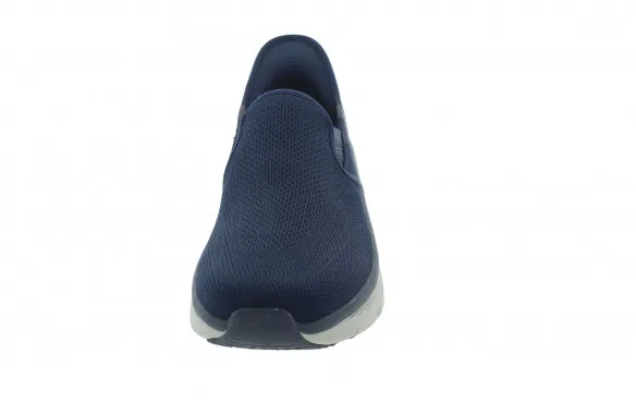 SKECHERS D´LUX WALKER SLIPINS