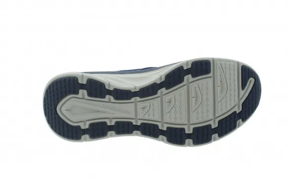 SKECHERS D´LUX WALKER SLIPINS