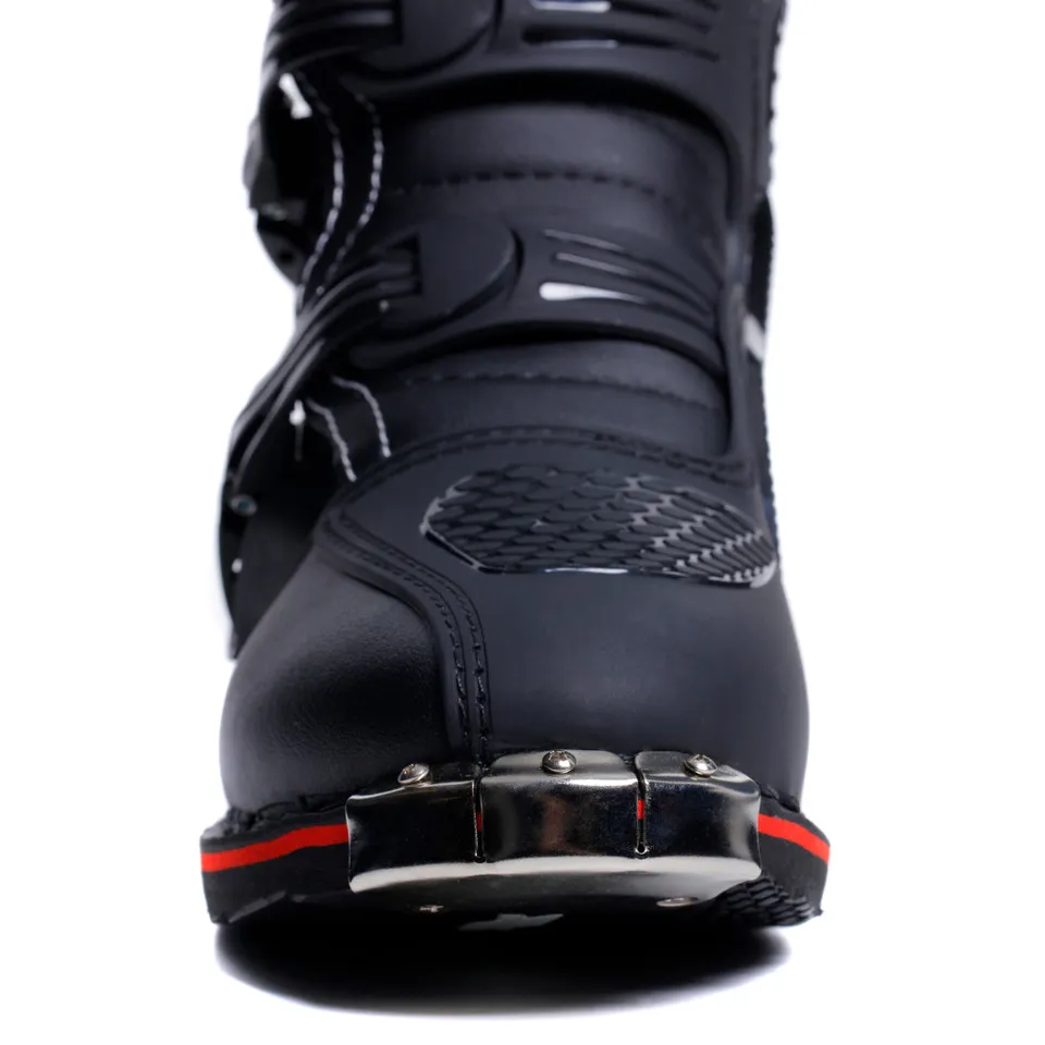 XBLAST  BLACK/WHITE/RED